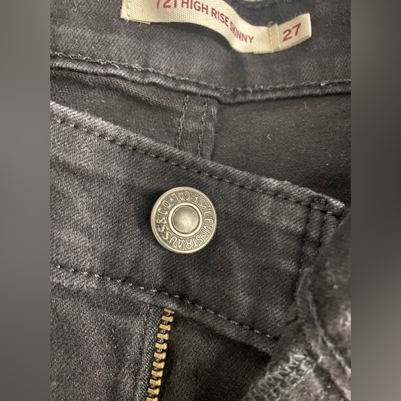 Black Levi Jeans - Picture 3 of 7
